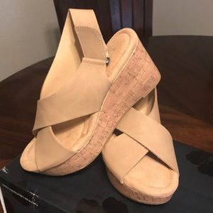 Chinese Laundry Wedges Size 6
